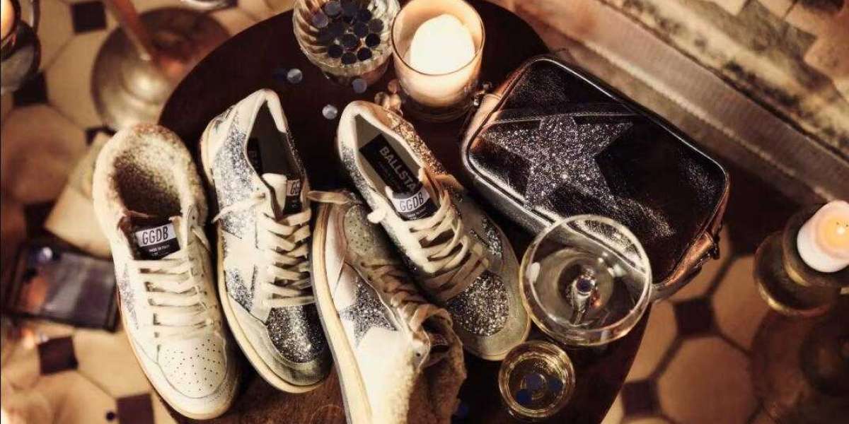 to shop this Golden Goose Sneakers Outlet spring and summer-all starting